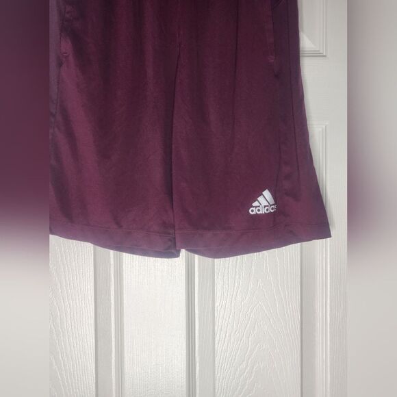 Adidas M Burgundy Logo Elastic Waist Cord Pockets Men's Sport Shorts - Picture 2 of 9